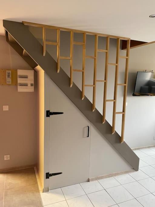 Appartement Entierement Refait A Neuf A 150 M De La Plage Нарбонн-Пляж Экстерьер фото